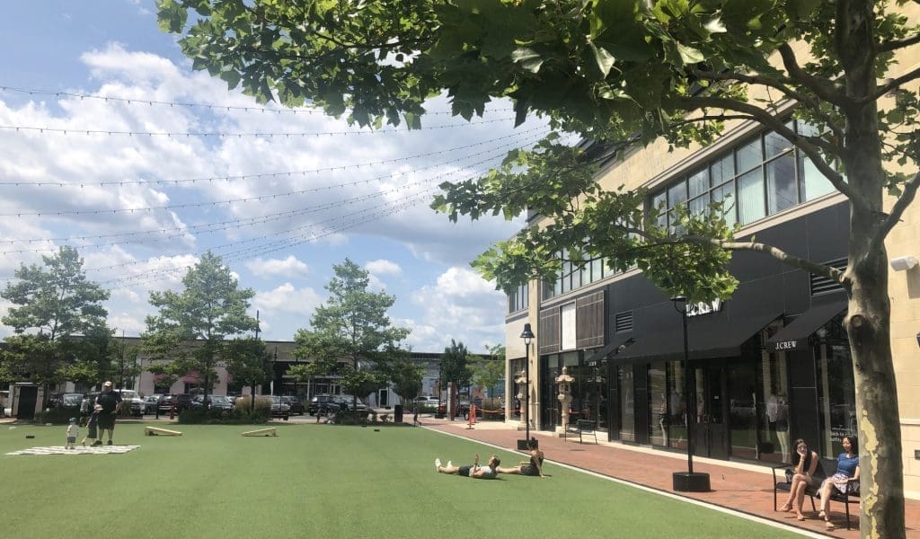 Spring Shopping and Activities in Lynnfield, MA