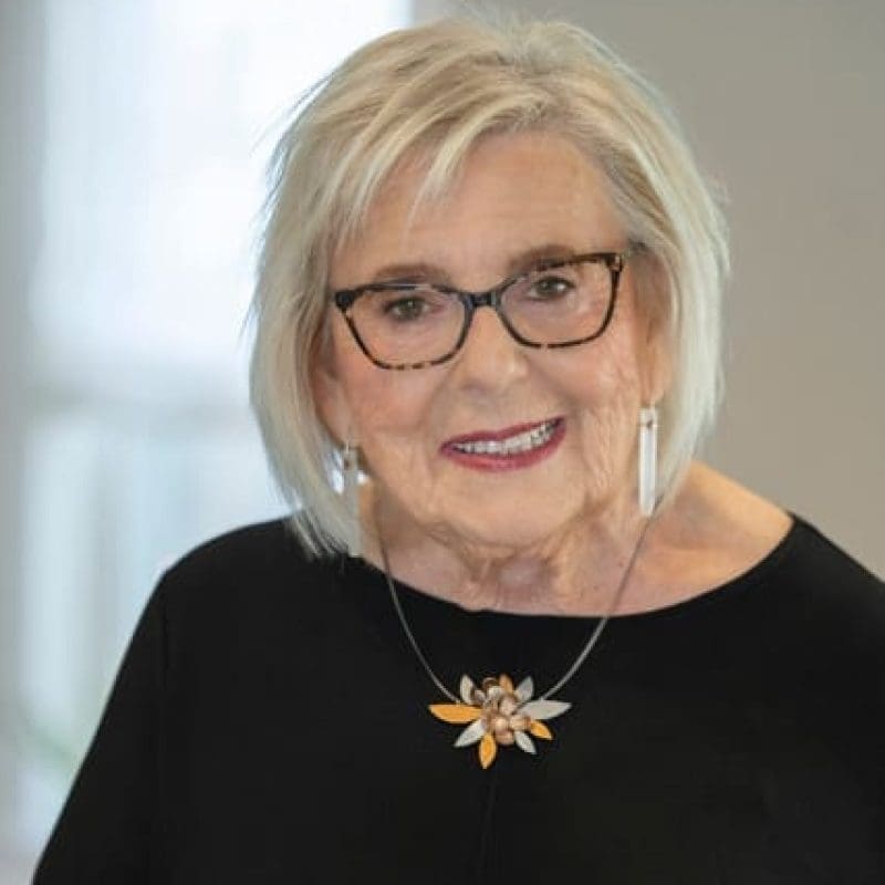Janet Applefield headshot