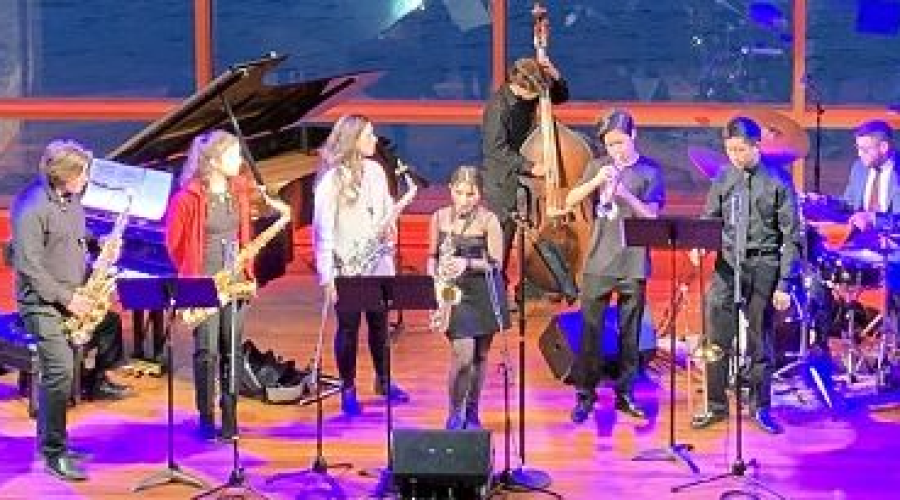 https://northofboston.org/wp-content/uploads/2025/05/Cape-Ann-Jazz.png