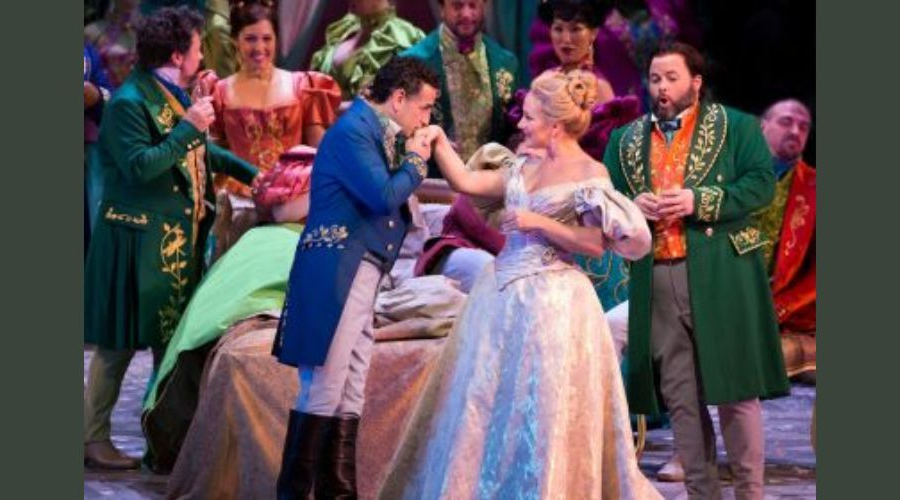 https://northofboston.org/wp-content/uploads/2025/05/La-Traviata.png
