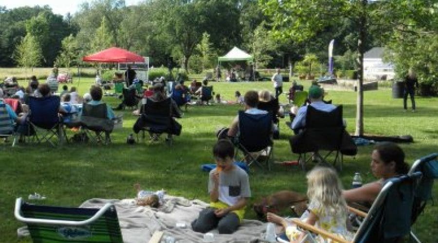https://northofboston.org/wp-content/uploads/2025/07/picnicconcert.jpg