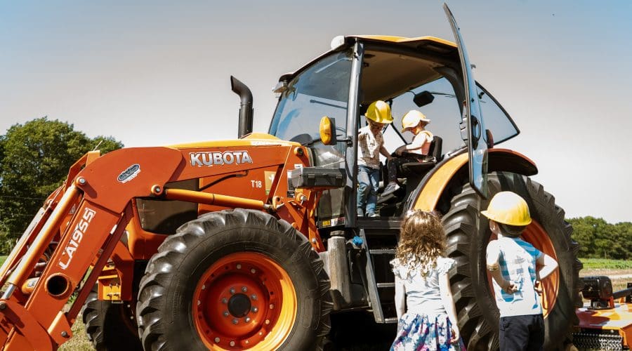 https://northofboston.org/wp-content/uploads/2025/08/Farm-Days-2024-children-checking-out-tractor_credit-Michael-Otte.jpg