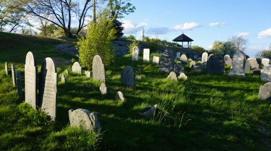 https://northofboston.org/wp-content/uploads/2025/09/Old_burial_Hill_Marblehead-2048x1365-1.jpg