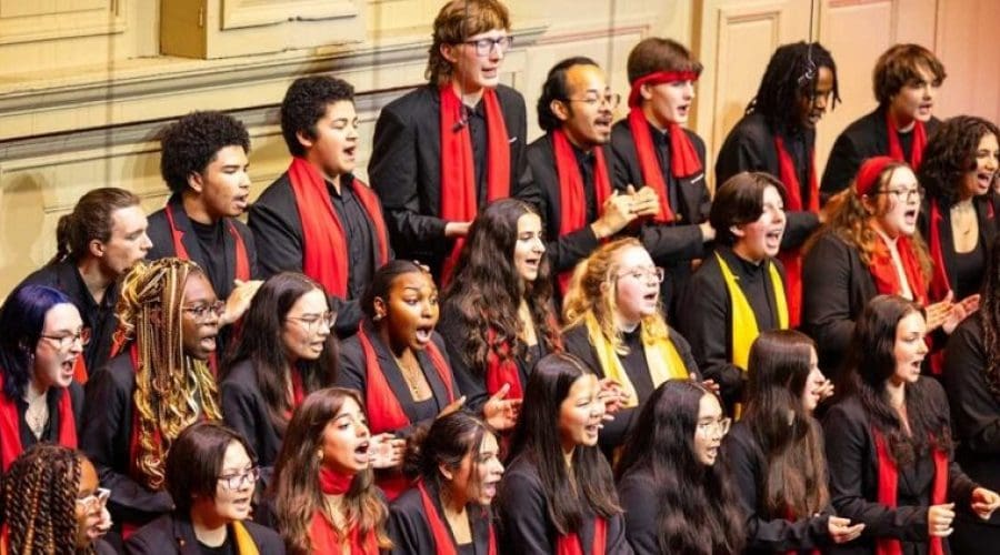 https://northofboston.org/wp-content/uploads/2025/12/Boston-Childrens-Chorus.jpg