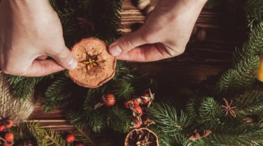 https://northofboston.org/wp-content/uploads/2025/12/Holiday-Wreath-Workshop-and-Wine-Night-Marble-Ridge-Winery-North-Andover-MA-Tock-Tock-2025-12-03-at-1.07.44-PM.jpg
