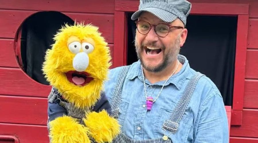 https://northofboston.org/wp-content/uploads/2026/04/Good-News-Gus-–-Puppets-Magic-Music.jpeg
